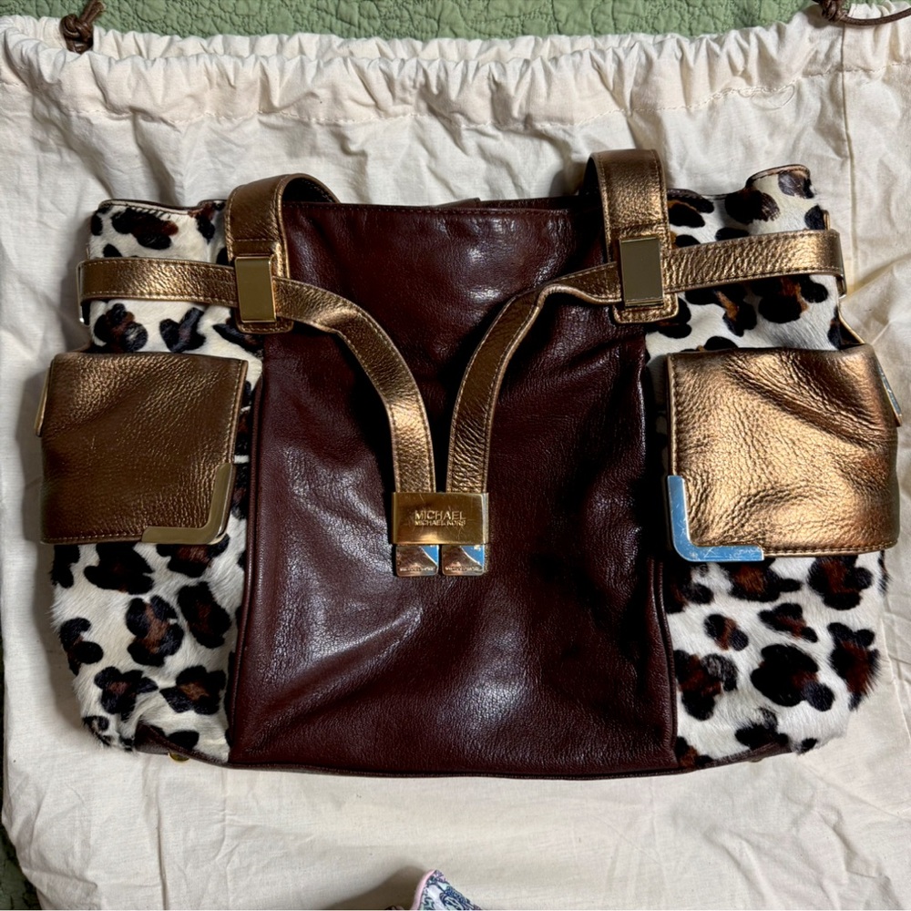 Michael Kors Beverly Drawstring Satchel – Mocha Leopard & Metallic Gold – NWT